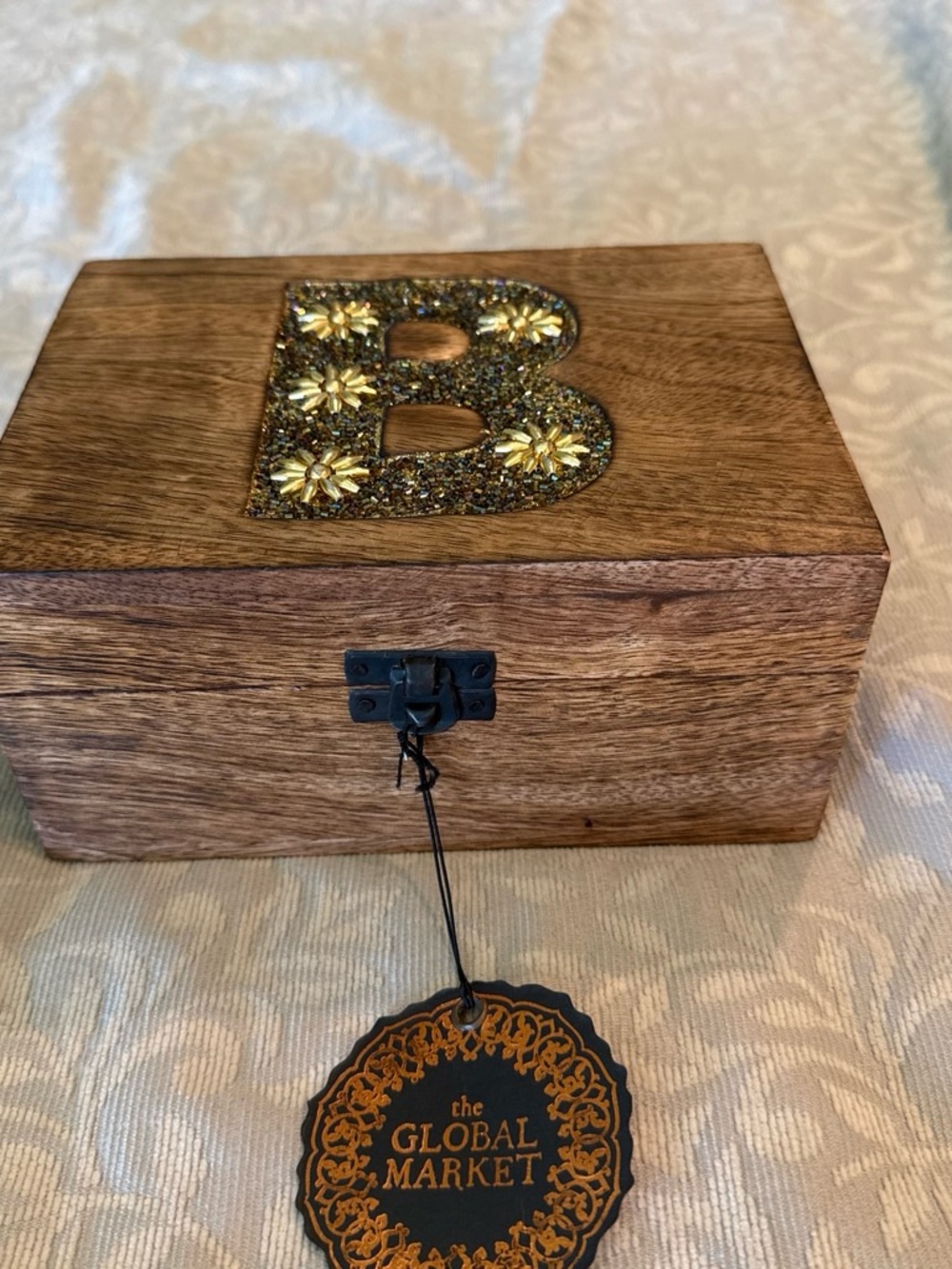 Gold-Accented Brown Wooden Keepsake Box - B Monogram